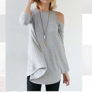 NWOT Kimchi Blue UO Tyra Cold Shoulder Gray Tunic